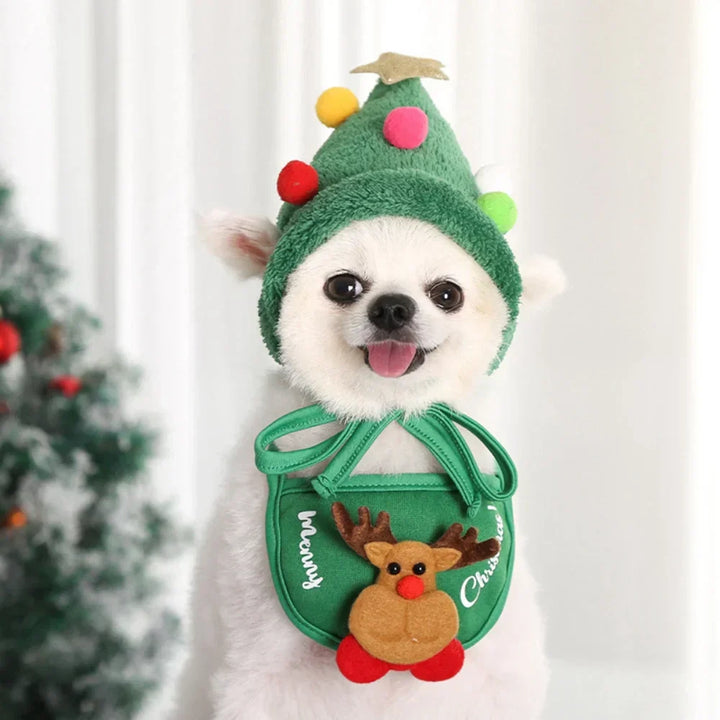 Weihnachts-Pom-Pom-Mütze mit Rentierschürze